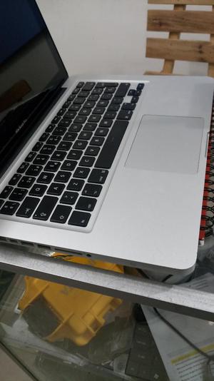 Macbook Pro Core I5 con Las Tres B