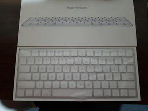 Teclado Apple Magic Keyboard 2