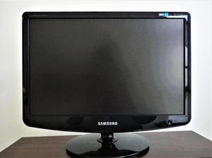 Monitor Samsung TFT LCD 19 pulgadas Excelente Estado y Poco