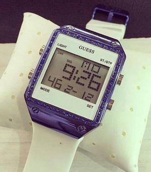 Reloj Guess Blanco Azul Digital