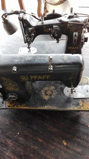 Maquina de coser pfaff 130