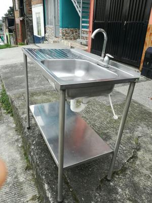 Se Vende Lava Platos con Soporte de Mesa