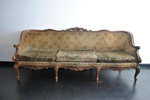 sofá antiguo