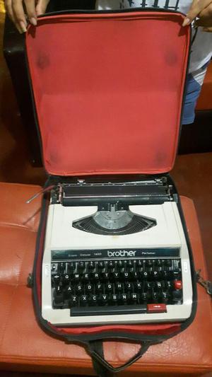 Maquina de Escribir en Excelente Estado