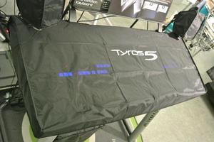 Para la venta original Yamaha Tyros 5 teclado con kits