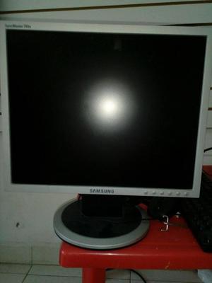 MONITOR SAMSUNG 17 PULAGADAS