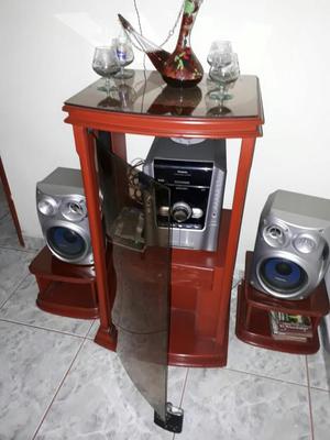 Se Vende Equipo de Sonido Y Repisa