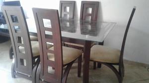 Vendo juego de comedor mesa en vidrio 6 puestos excelente