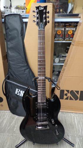 Guitarra Electrica Esp Ltd Viper-10 Blk Con Estuche