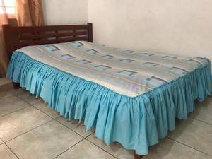 vendo cama 140 madera cedro