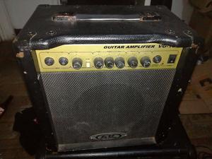 Amplificador Para Guitarra Evolution Vg15 De 15 Watts