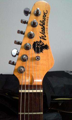 Guitarra Eléctrica Washburn Lyon Series