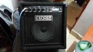 Amplificador Bajo Fender Rumble 15 Excelente Estado.