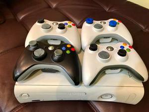 Xbox 360 Usado 3.0 Con 4 Controles Originales