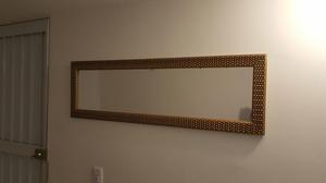 Espejo con marco en madera