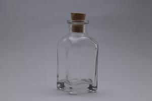 Botella De Vidrio Con Corcho Para Almendras Decoración