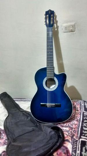 Guitarra Acustica Nueva con Estuche