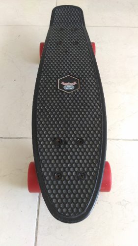 Patineta Diamond Vinyl Cruiser Black Skateboard