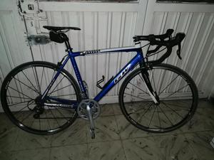 Vendo Bicicleta de Ruta 53 Flama