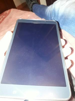 Tablet Samsung Smt. Como Nueva
