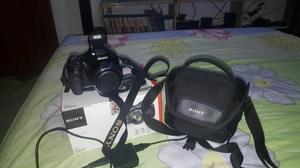 Camara Sony H400