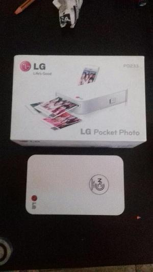 Lg Pocket Photo