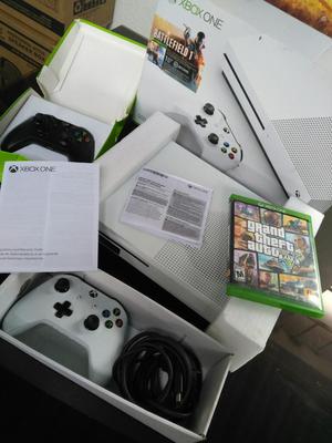 Xbox One S 500gb 2 Controles