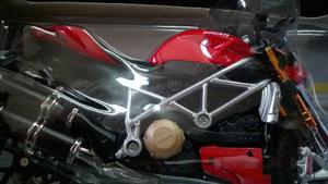 Moto A Escala 1/12 Ducati Streetfighter S, Para Coleccionar