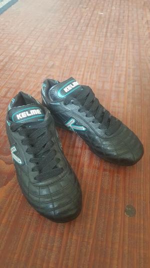 Guayos Kelme