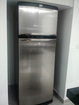 Vendo Nevera Whirlpool 235 Litros