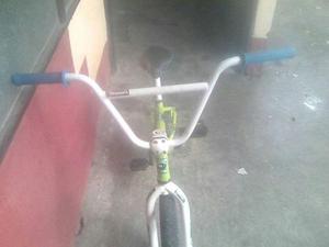 bicicleta BMX piraña