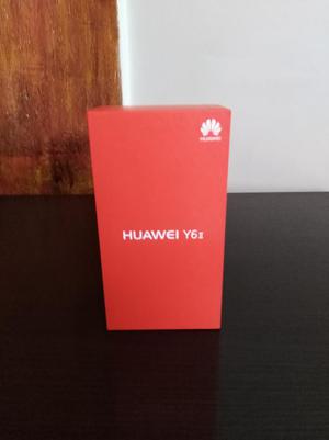 Caja Huawei Y6ii con Accesorios.