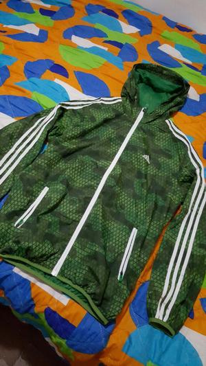 Excelente Chaqueta Adidas