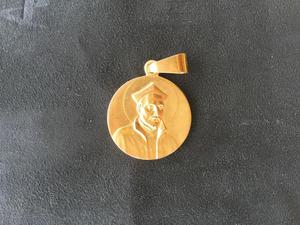 Medalla de San Ignacio de Loyola 18K