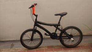 VENDO HERMOSA BICICLETA O CAMBIO POR CELULAR