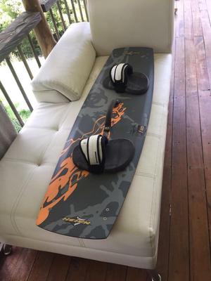 Vendo Tabla de Kitesurf