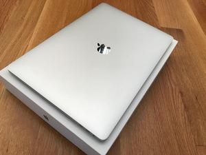 MacBook Pro 15 Late  MAXED 2.9GHz i7 16GB Radeon TB