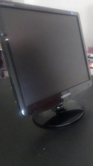 Monitor Samsung LCD 17 Pulgadas