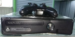 Xbox 360 Slim Dos Controles Originales Y Disco Duro De 320g