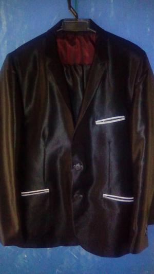 Vendo Dos Trajes