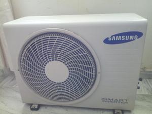 Condensadora 12 Btu a 220 V