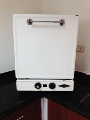 HORNO ANTIGUO MARCA HACCEB