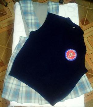 uniformes colegio Maria Goretti