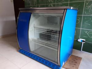 Refrigerador para local comercial