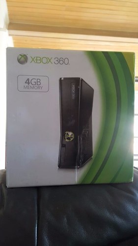 Vendo Xbox 360 Con Kinect Sensor Y Control Extra