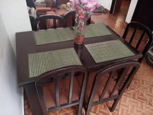 Vendo comedor con vidrio