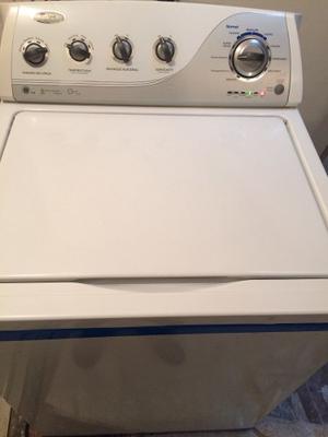 Se Vende Lavadora Whirlpool De 17 Kilos-32 Libras