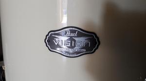 Batería Pearl Vision Color Crema