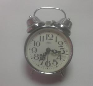 Reloj PRIM mecánico a cuerda despertador de checoslovaquia