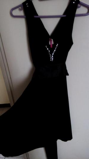 Vestido Negro de Fiesta